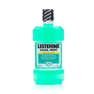 Listerine Cool Mint Essential-Oil Mouthwash - 500 ml